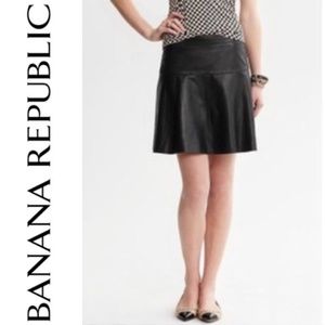 Banana Republic: Genuine Leather Skirt